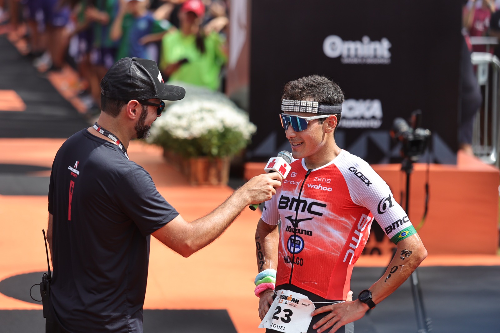 Estreia dos profissionais agita o Nubank Ultravioleta IRONMAN 70.3 Curitiba-Paraná 